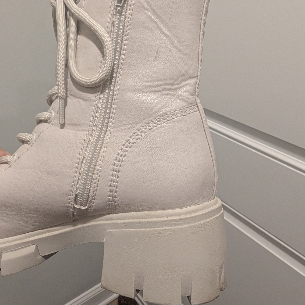 MIA Women's Cream Lace-Up Combat Boots - Picture 6 of 7